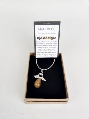 Colgante de piedras