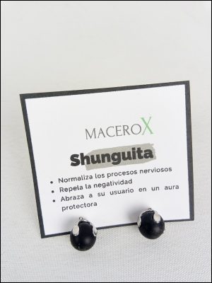 Pendiente de piedras