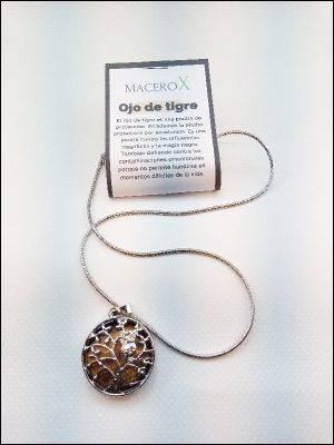 Colgante de piedras
