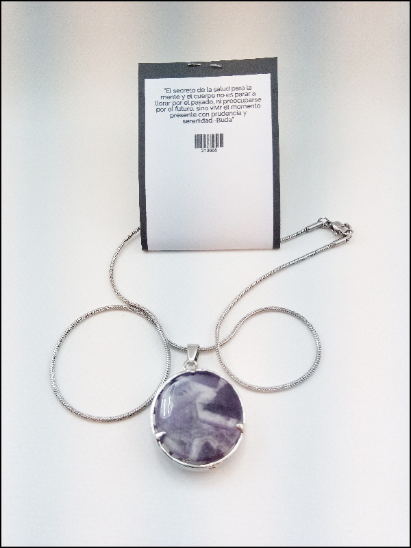 Colgante de piedras