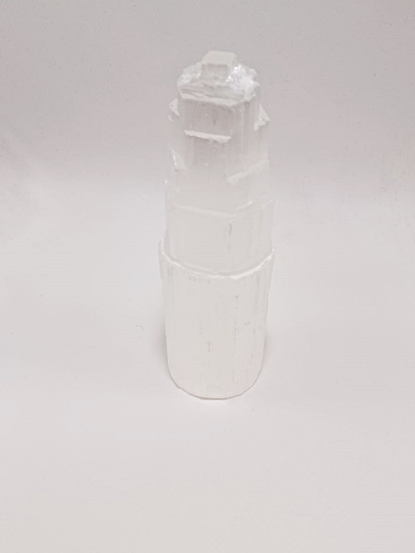 Torre de selenita natural 15 cm rascacielos limpieza energetica macerox