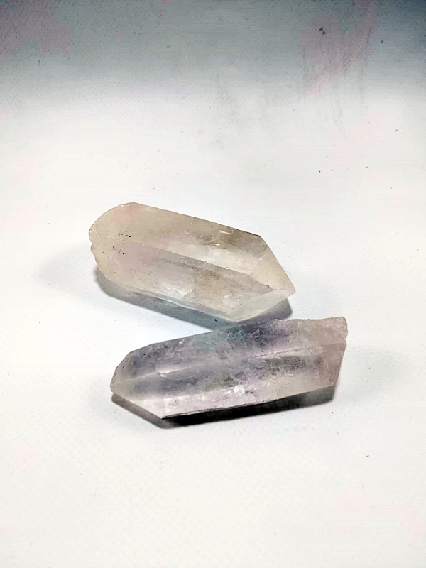 Punta de Cuarzo Blanco – Cristal Maestro de Amplificación Macerox Punta de cuarzo blanco natural