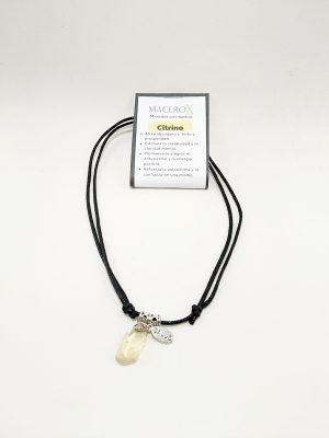 Colgante de citrino pulido con dije de salud y cordón negro ajustable macerox