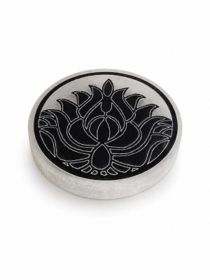 Disco de Selenita 10 cm Flor de Loto – Limpieza y Carga Energética– Limpieza y Carga Energética